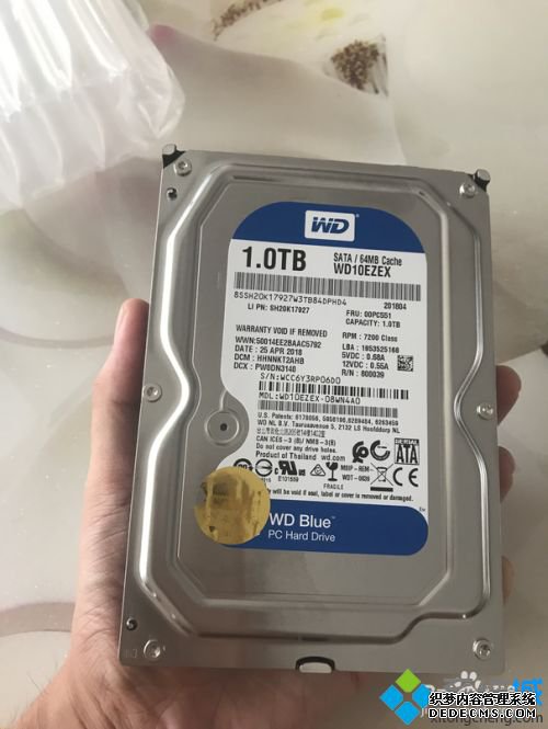 电脑硬盘怎么加装_电脑存储不足加个硬盘教程