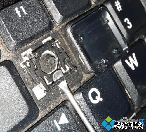 笔记本键盘掉了怎么安装_笔记本键盘按键掉了怎么装