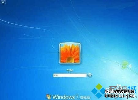 电脑屏幕上显示的字体很扁怎么调节恢复正常 电脑屏幕上显示的字体很扁怎么调节恢复正常