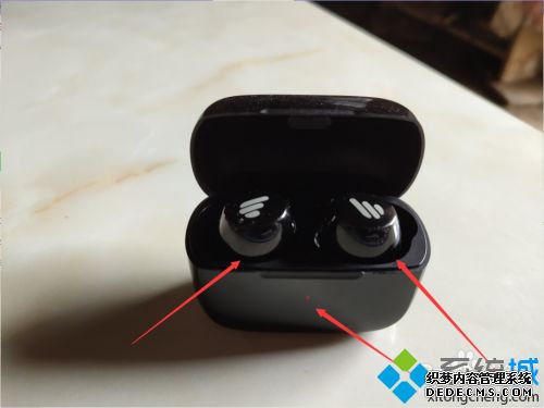 蓝牙耳机长按无反应怎么办_蓝牙耳机长按灯不亮的处理方法 蓝牙耳机长按无反应怎么办_蓝牙耳机长按灯不亮的处理方法