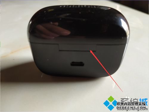 蓝牙耳机长按无反应怎么办_蓝牙耳机长按灯不亮的处理方法 蓝牙耳机长按无反应怎么办_蓝牙耳机长按灯不亮的处理方法