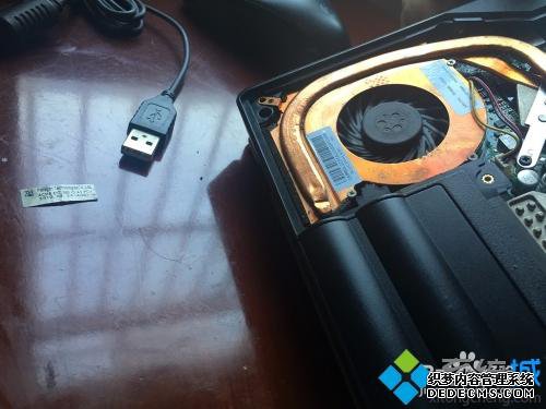 笔记本电脑散热器怎么清理_笔记本清理散热器详细教程 笔记本电脑散热器怎么清理_笔记本清理散热器详细教程